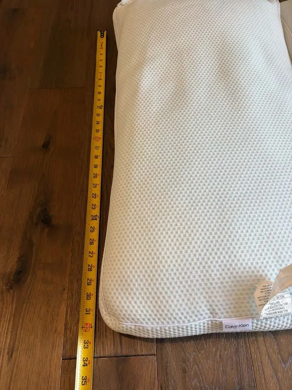 Calvin Klein King Bed Pillow Set